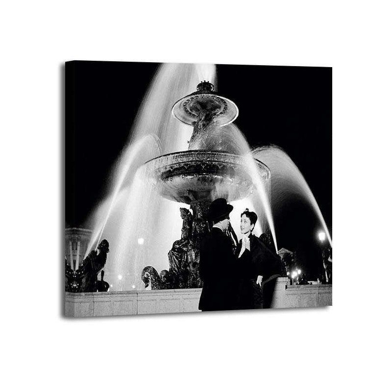 Genevieve Naylor - Man an woman near fountain Paris 1951